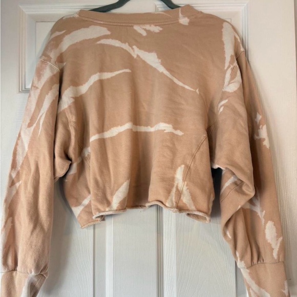 Wild Fable Beige Tie-Dye Sweatshirt - Picture 4 of 4
